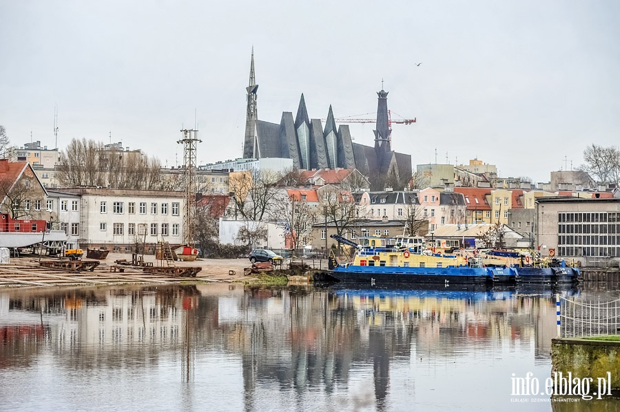 Elblski port przeadunkowy-grudzie 2014, fot. 1