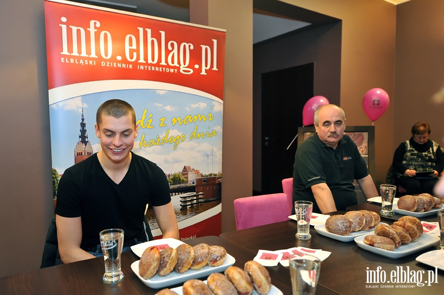 II Mistrzostwa w jedzeniu pączków na czas w Cukierni DEKER !, fot. 13