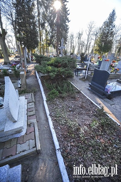 Zbiorowa mogia 29 jecw polskich na Cmentarzu Komunalnym Agrykola, fot. 6