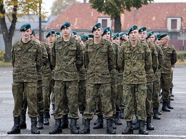 Oficjalna zbirka onierzy z 16 batalionu dowodzenia i, fot. 1