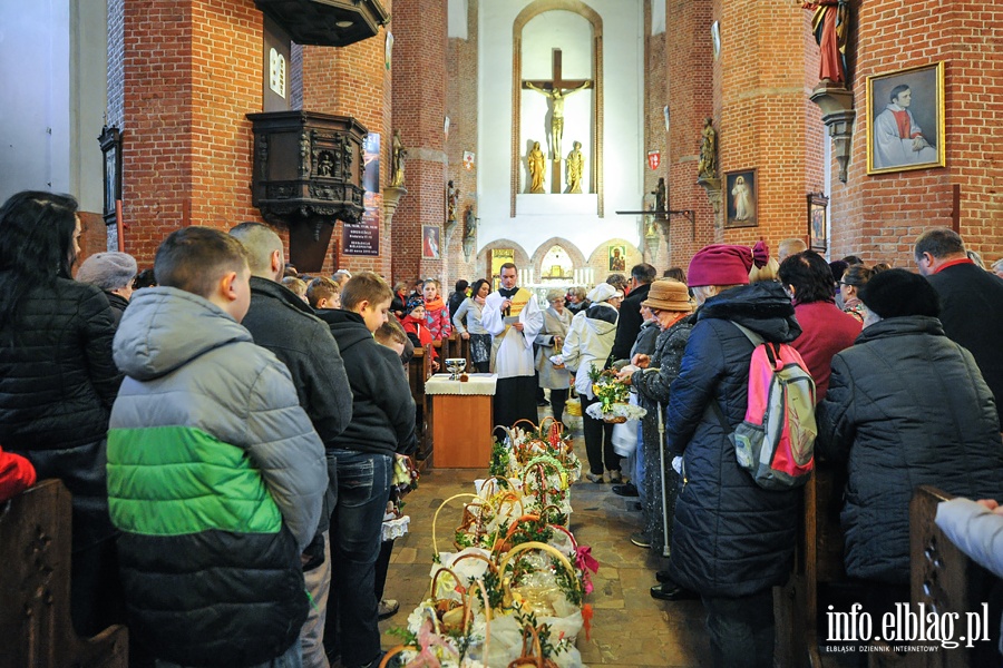Święcenie pokarmów w Wielką Sobotę, fot. 9