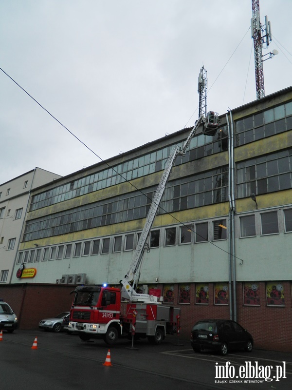 Stra usuwa uszkodzon rynn, fot. 21