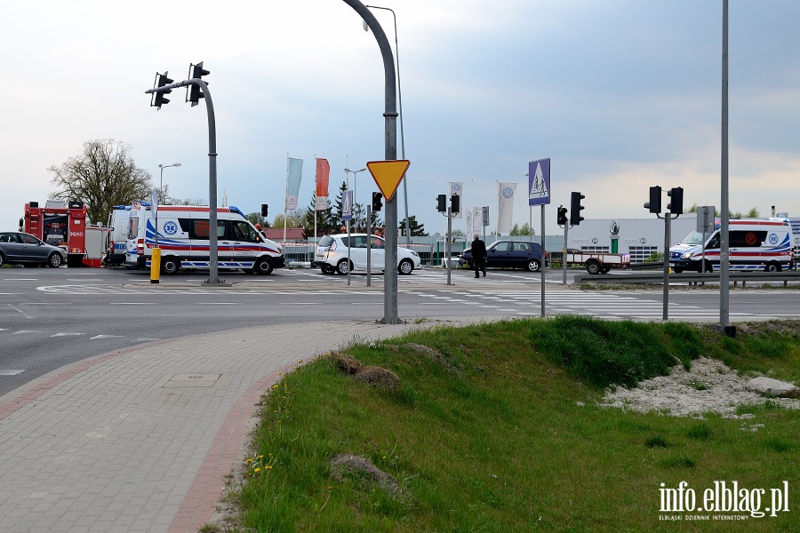Grone zderzenie na skrzyowaniu ul. uawskiej z obwodnic, fot. 14
