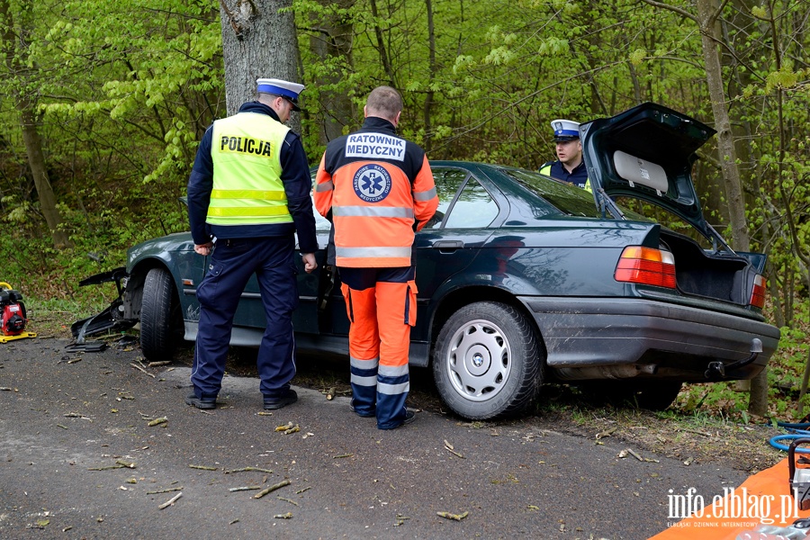 Śmiertelny wypadek między Krasnym Lasem a Próchnikiem. Kierowca był pijany!, fot. 16