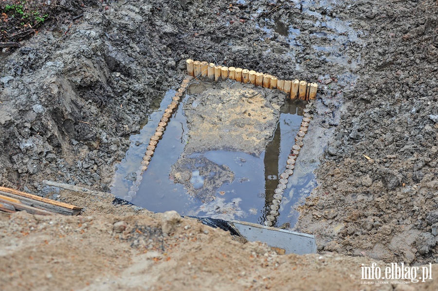 Wymiana przepustu wodnego na Fromborskiej, fot. 20