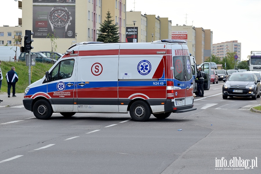 Pk. Dbka: potrcenie na przejciu. Pieszy wbieg na czerwonym wietle, fot. 2