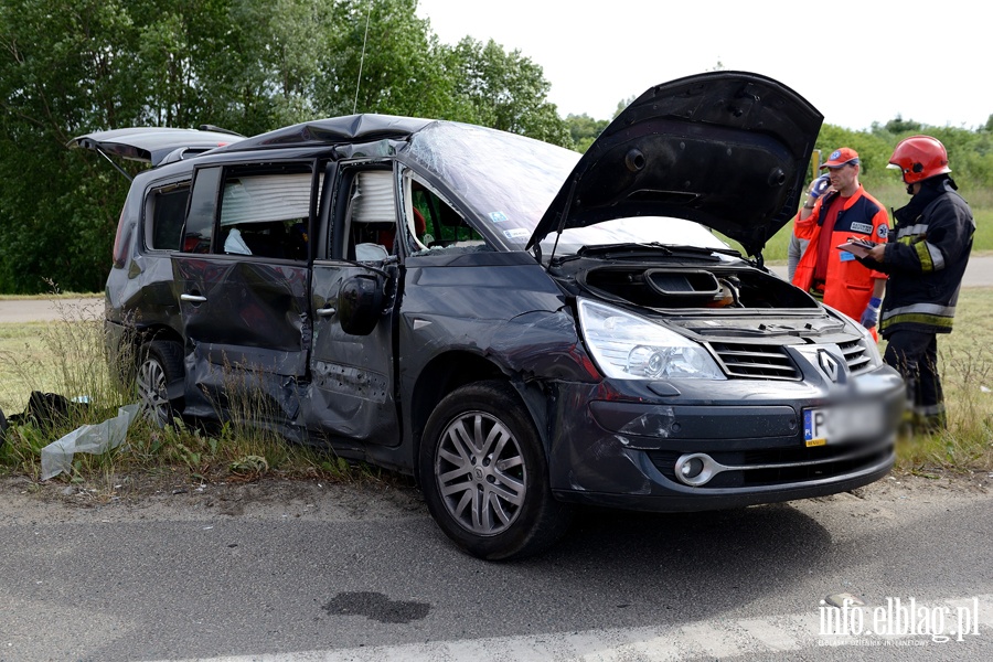 Wypadek na skrzyowaniu ul. uawskiej z obwodnic, fot. 2