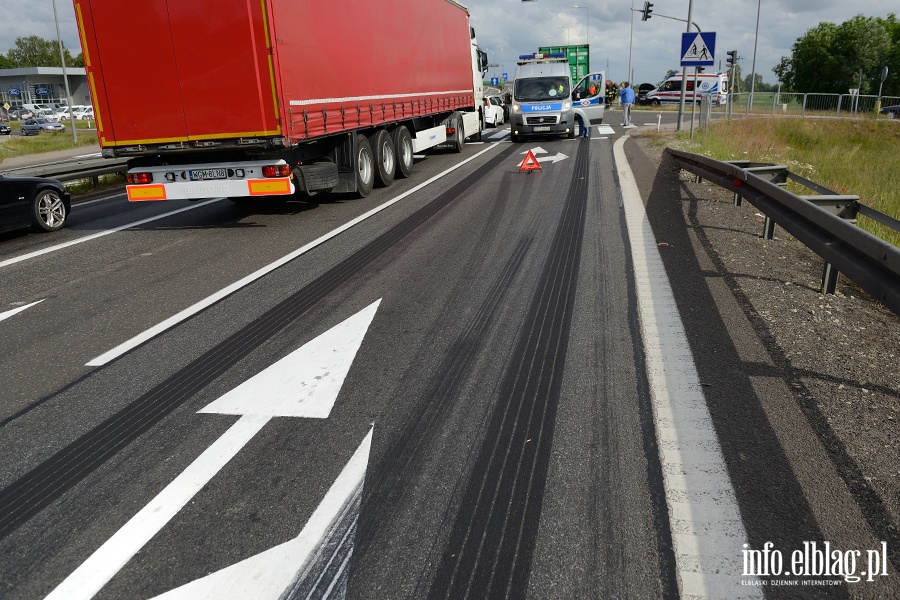 Wypadek na skrzyowaniu ul. uawskiej z obwodnic, fot. 14