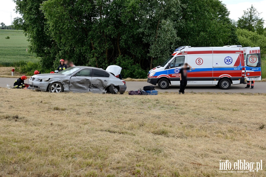 Kolejny wypadek na skrzyowaniu obwodnicy z ul. uawsk. Dwie osoby ranne. W akcji migowiec LPR, fot. 3