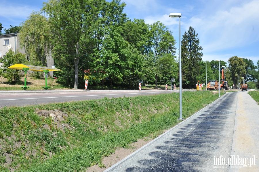 Budowa cieki pieszo-rowerowej na ul. Fromborskiej, fot. 11