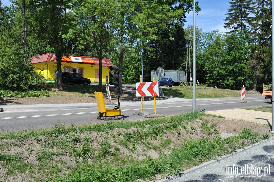 Budowa cieki pieszo-rowerowej na ul. Fromborskiej, fot. 13