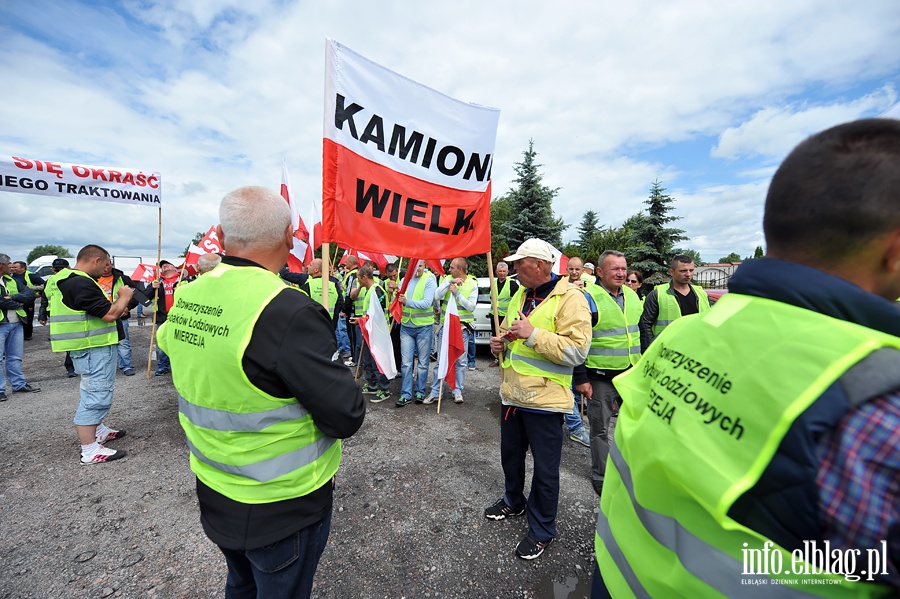 Blokada drogi NR 7. Protest rybakw, fot. 5