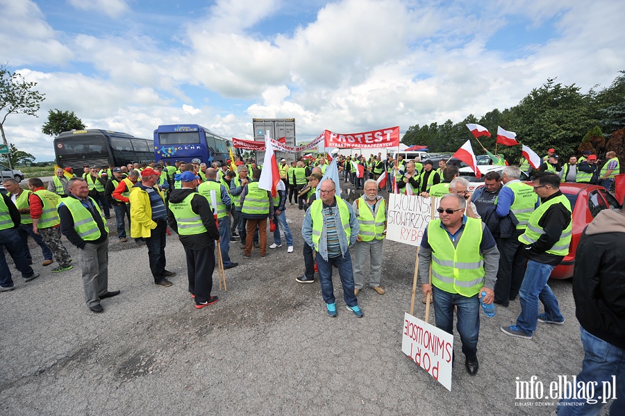 Blokada drogi NR 7. Protest rybakw, fot. 12