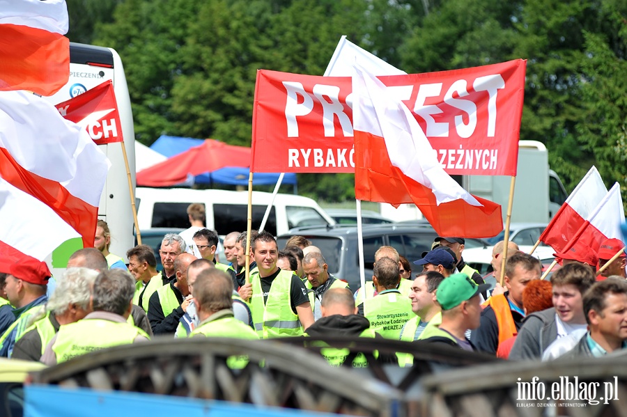 Blokada drogi NR 7. Protest rybakw, fot. 23