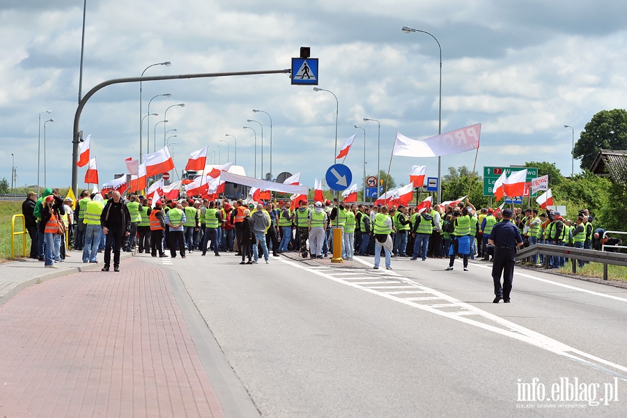 Blokada drogi NR 7. Protest rybakw, fot. 52