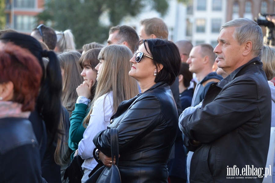 Publiczność podczas koncertu na Placu Katedralnym, fot. 7