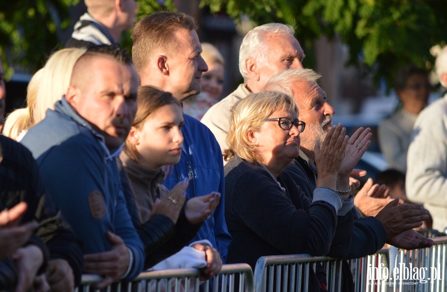 Publiczno podczas koncertu na Placu Katedralnym, fot. 23