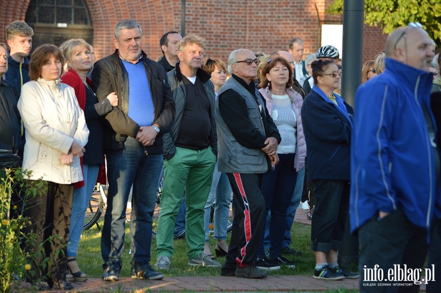 Publiczno podczas koncertu na Placu Katedralnym, fot. 29