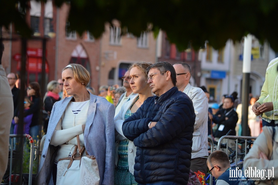 Publiczno podczas koncertu na Placu Katedralnym, fot. 42