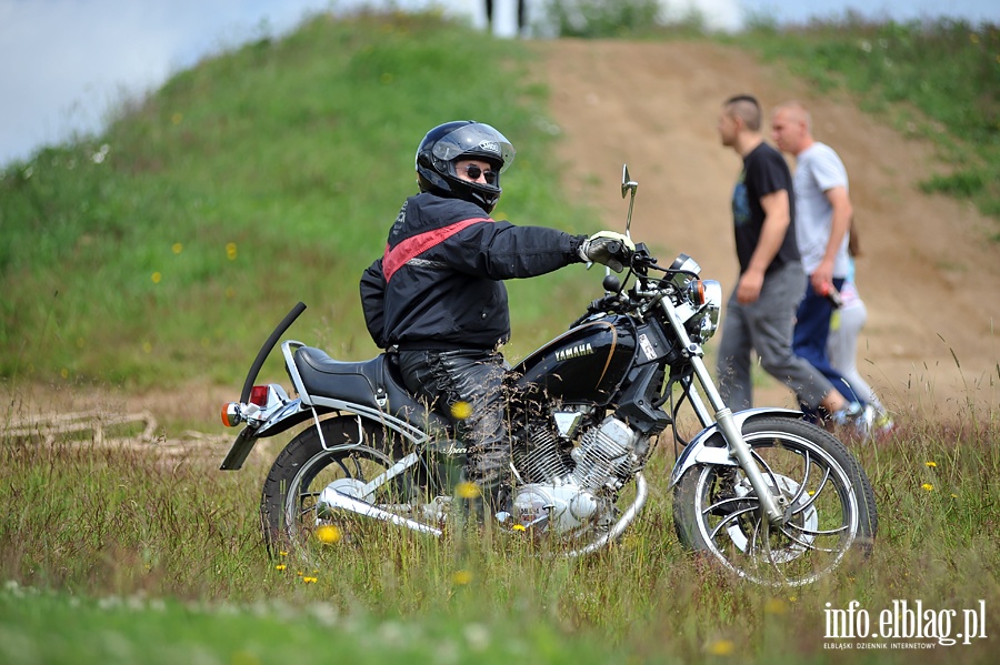 Pokazy mistrzw na torze motocrossowy,, fot. 2