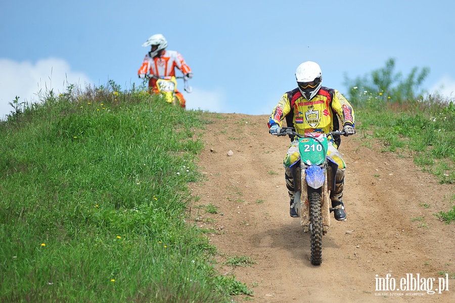 Pokazy mistrzw na torze motocrossowy,, fot. 3