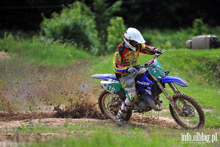 Pokazy mistrzów na torze motocrossowy,, fot. 14