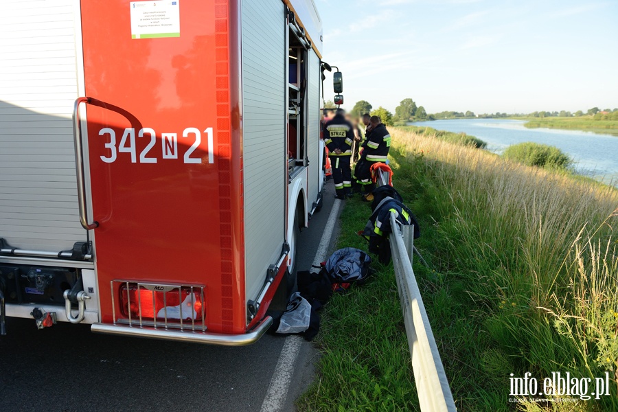Tragedia w Kępie Rybackiej. W rzece Nogat utonął wędkarz, fot. 3