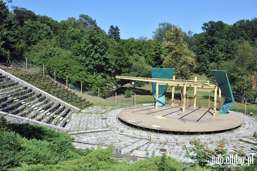 Ogrodzony amfiteatr w Parku Dolinka, fot. 4