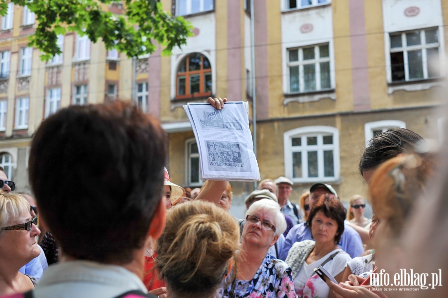 Spacer z przewodnikiem PTTK - ul.Krlewiecka, fot. 43