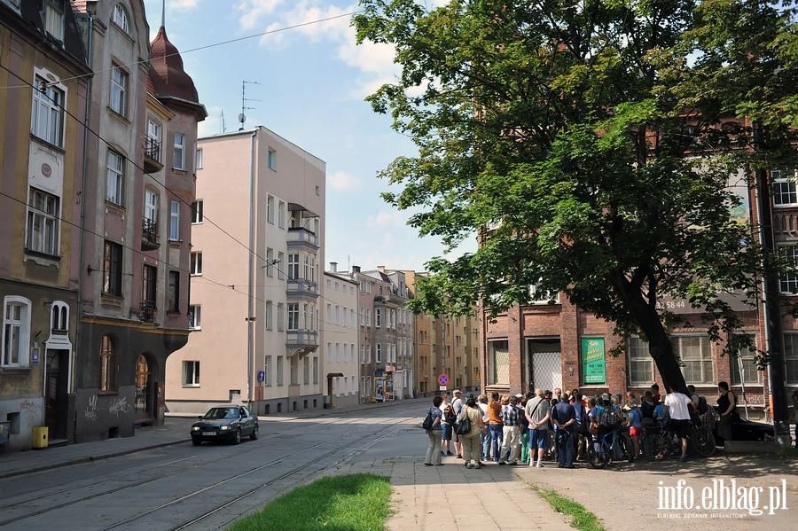 Spacer z przewodnikiem PTTK - ul.Królewiecka, fot. 47