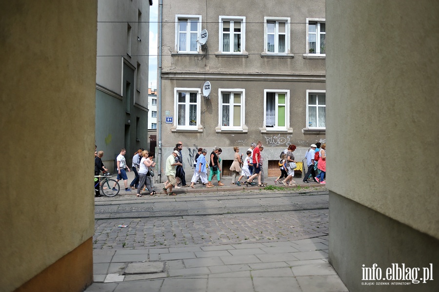 Spacer z przewodnikiem PTTK - ul.Królewiecka, fot. 63