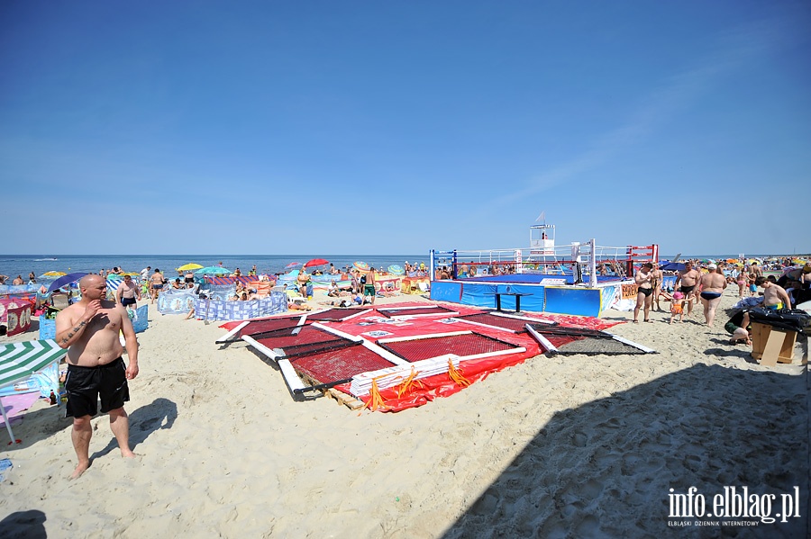 Drugi dzień Mistrzostw Krajów Nadbałtyckich w MMA na plaży w Krynicy Morskiaj, fot. 8