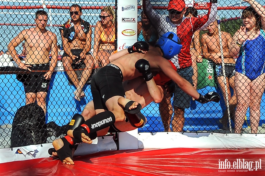 Drugi dzień Mistrzostw Krajów Nadbałtyckich w MMA na plaży w Krynicy Morskiaj, fot. 141