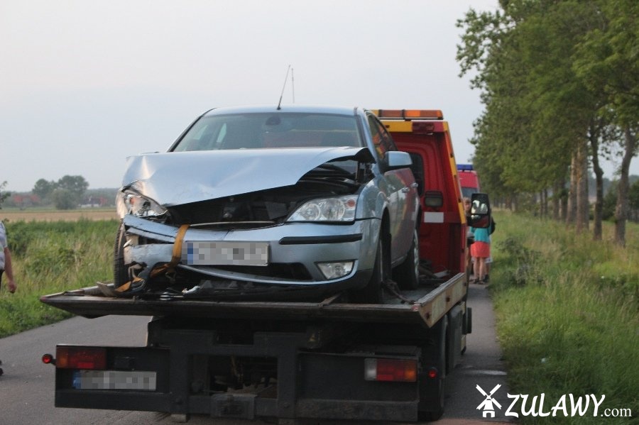 Wypadek na drodze do Stegny, fot. 1