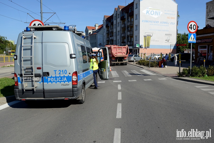 Grobla w. Jerzego: potrcenie pieszej na pasach. Sprawca odjecha, fot. 2