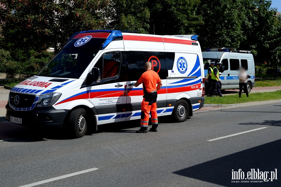 Potrcenie dziecka na Niepodlegoci. Chopiec wbieg wprost pod jadce auto, fot. 7