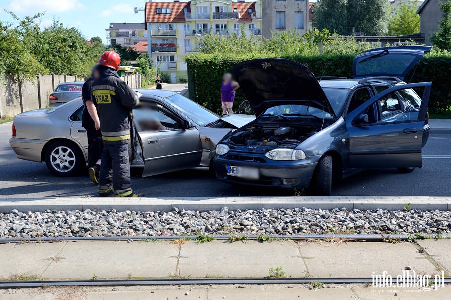 Zderzenie dwch pojazdw. Utrudnienia w ruchu na Browarnej, fot. 8