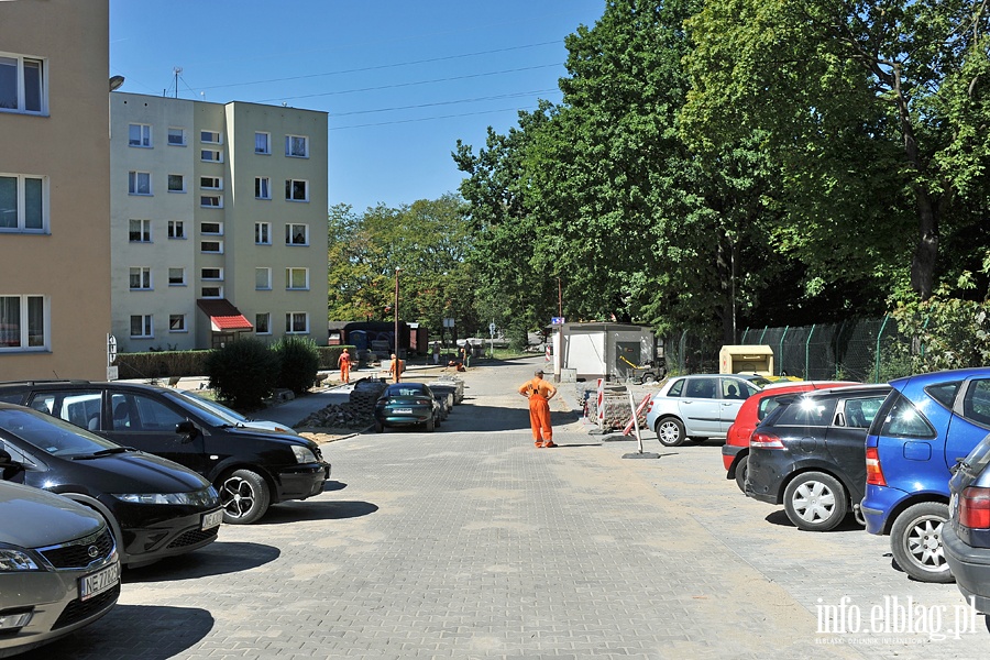 Budowa drogi i chodnikw pryz ul. Legionw, fot. 12