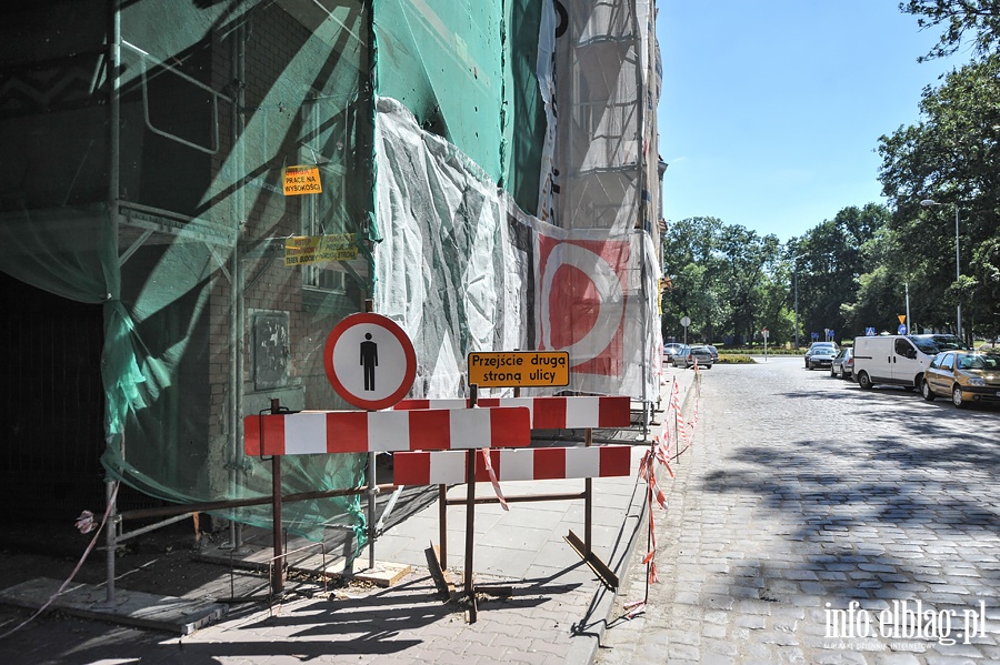Remont spalonego poddasza kamienicy przy Powstańców Warszawskich, fot. 16