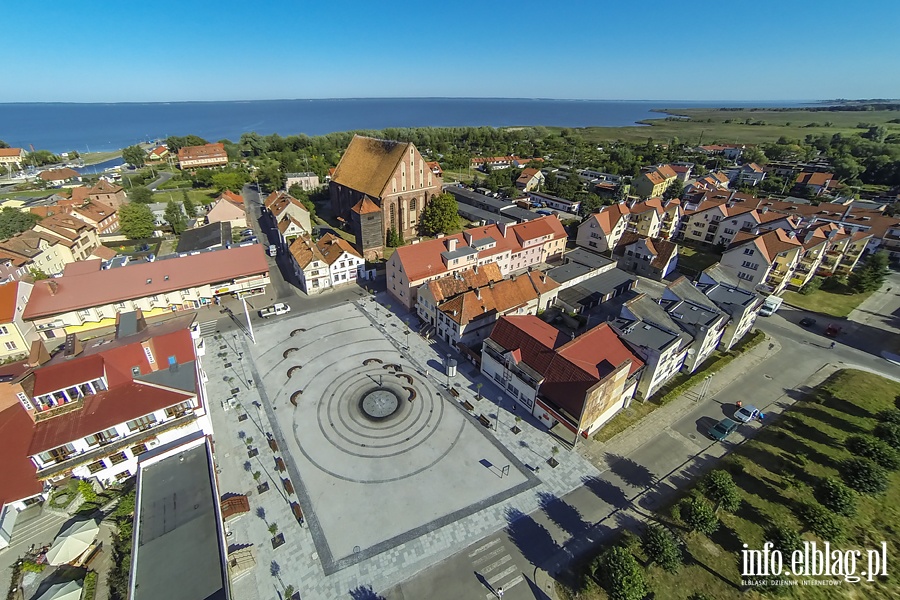 Nowy plac w centrum Fromborka, fot. 36