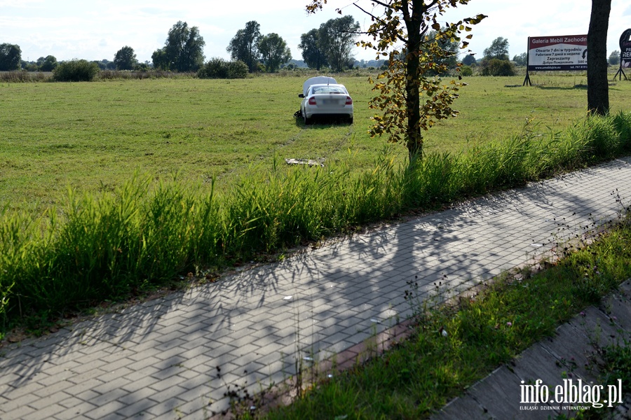 Kazimierzowo: zderzenie pojazdw. Sprawca pijany i bez prawa jazdy!, fot. 11