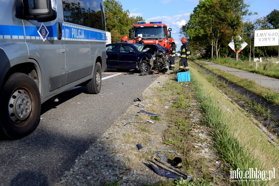 Kazimierzowo: zderzenie pojazdw. Sprawca pijany i bez prawa jazdy!, fot. 16