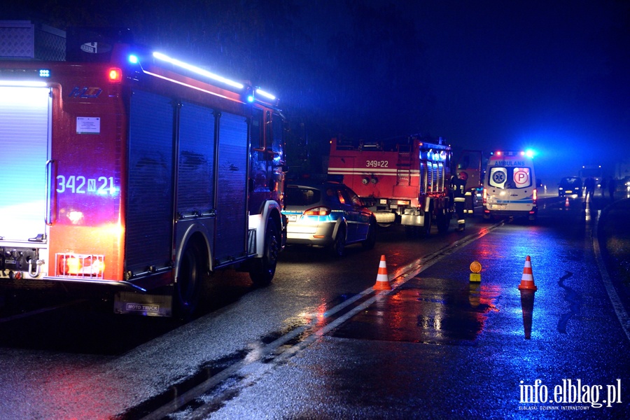 Wypadek w Nowym Dworze Elblskim. Kierujca przetransportowana do szpitala, fot. 2