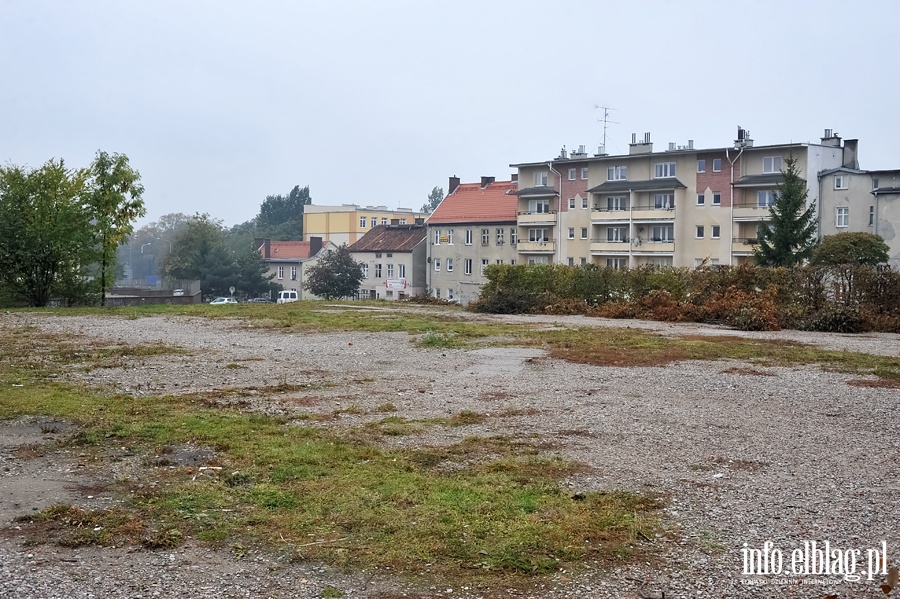 Na ul. Karowej powstan miejsca parkingowe, fot. 13