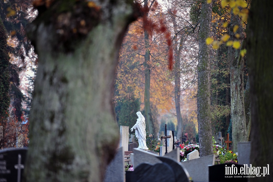 Przygotowania do Świąt na Cmentarzu , fot. 30