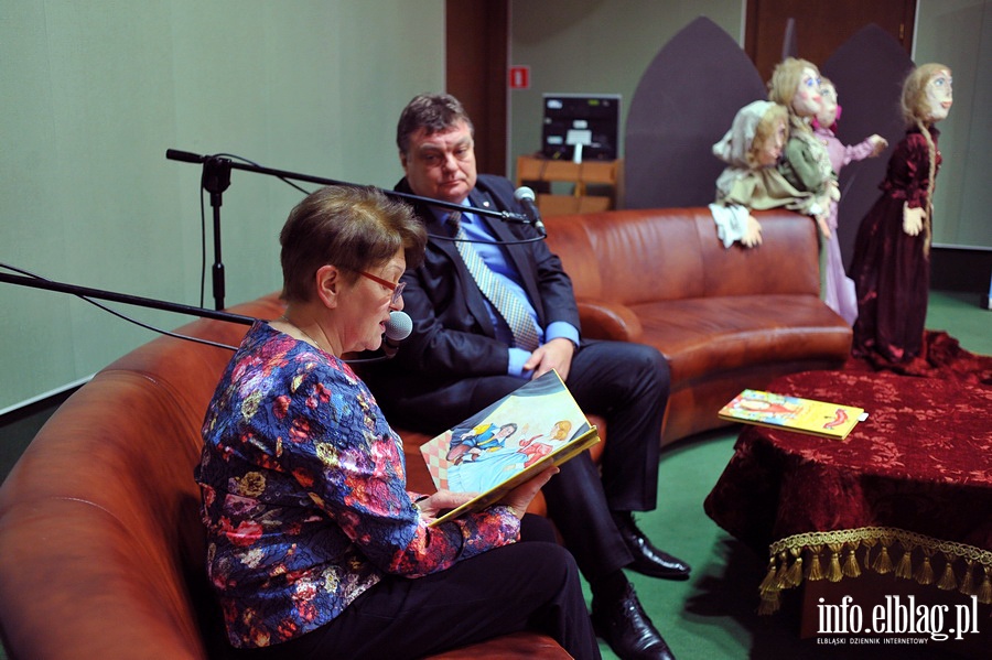 Prezydent Wrblewski czyta dzieciom bajki, fot. 6