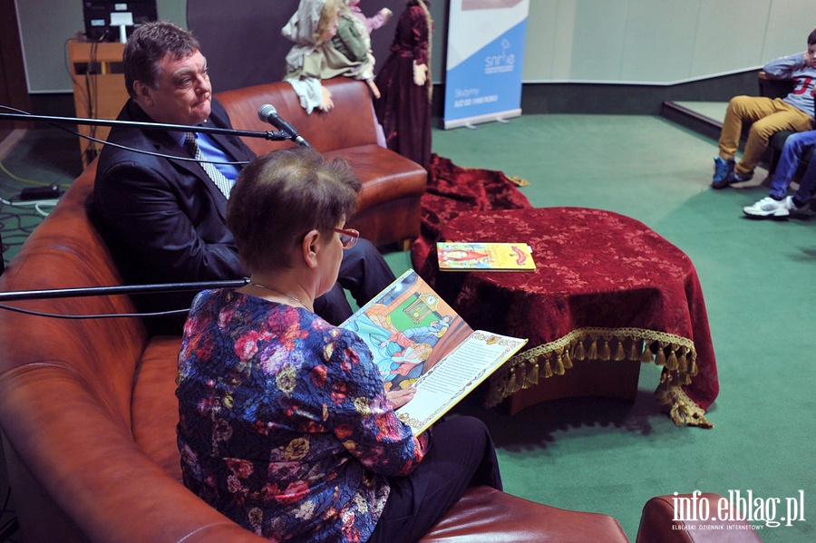 Prezydent Wrblewski czyta dzieciom bajki, fot. 8