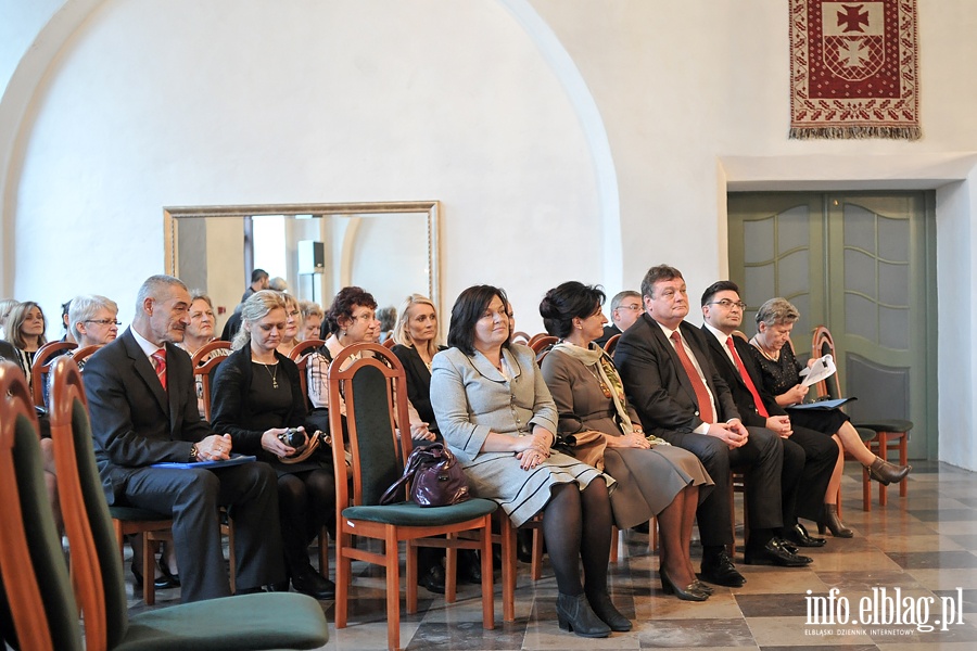  Prezydent Elblga nagrodzi pracownikw elblskich placwek pomocy spoecznej, fot. 3