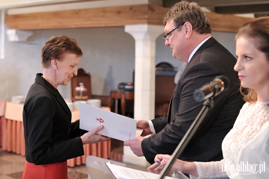  Prezydent Elbląga nagrodził pracowników elbląskich placówek pomocy społecznej, fot. 30