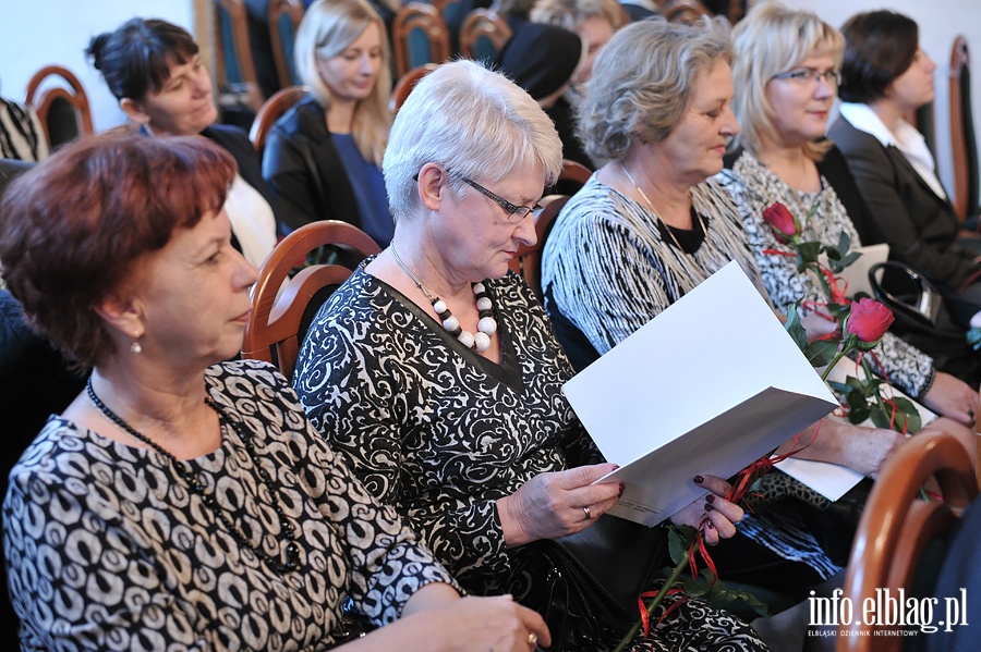  Prezydent Elblga nagrodzi pracownikw elblskich placwek pomocy spoecznej, fot. 37